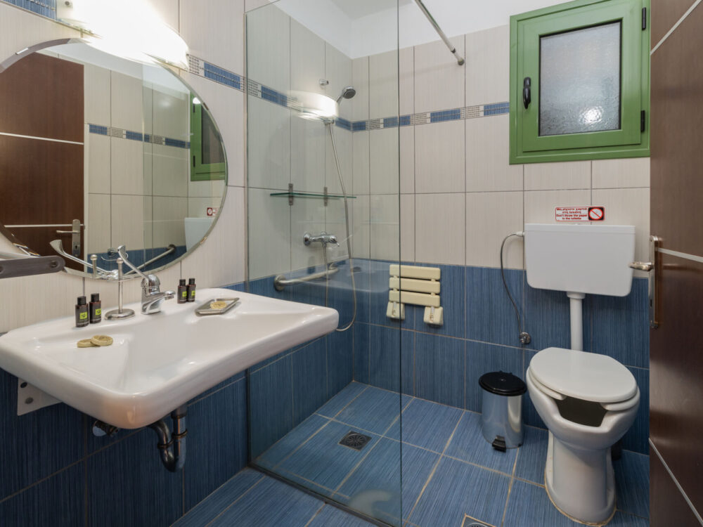 Villa Andreas Bathroom1